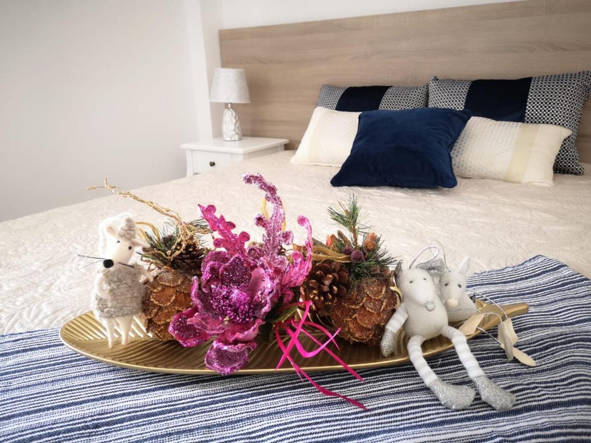 Beachfront Modern And Spacious Apartment Torrevieja Kültér fotó